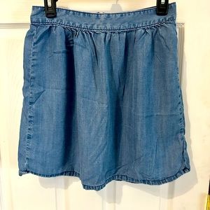 Madewell Chambray denim skirt size 6